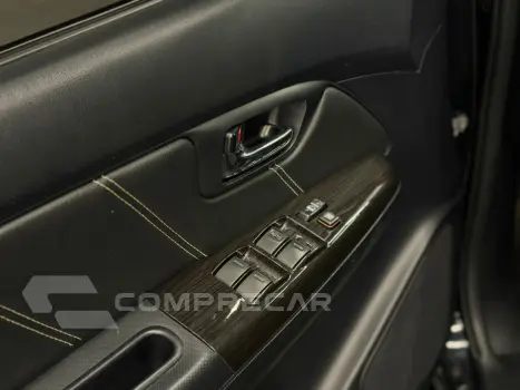 HILUX SW4 3.0 SRV 4X4 7 LUGARES 16V TURBO INTERCOOLER DIESEL