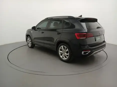 TAOS 1.4 250 TSI TOTAL FLEX COMFORTLINE AUTOMÁTICO