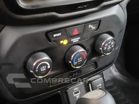 Renegade Sport 1.8 4x2 Flex 16V Aut.