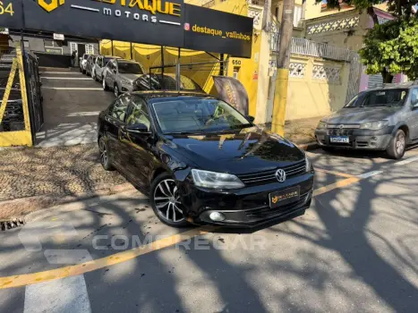Volkswagen JETTA Comfortline 2.0 T.Flex 8V 4p Tipt. 4 portas