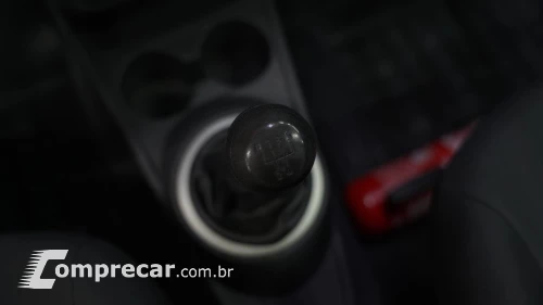 VOYAGE 1.6 C 8V