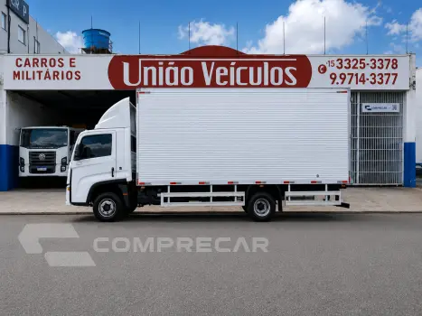 Volkswagen Delivery 11.180 Prime + Baú 2 portas