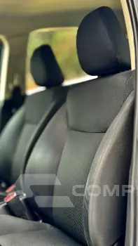 CITY 1.5 DX Sedan 16V