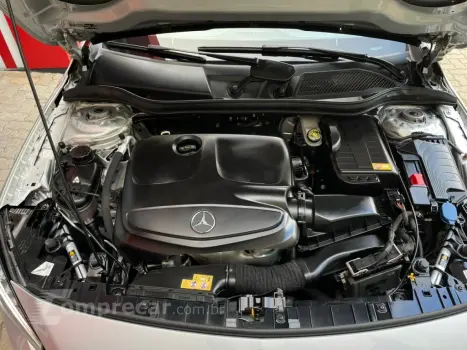 GLA 200 1.6 CGI VISION 16V TURBO FLEX 4P AUTOMÁTICO
