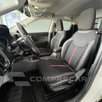 Toro Freedom Road 1.8 16V Flex Aut.