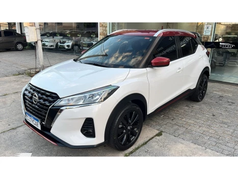 NISSAN KICKS 1.6 16V FLEXSTART XPLAY XTRONIC 4 portas