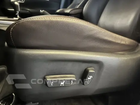 Hilux SW4 2.7 16V 4P FLEX SRV 7 LUGARES AUTOMÁTICO