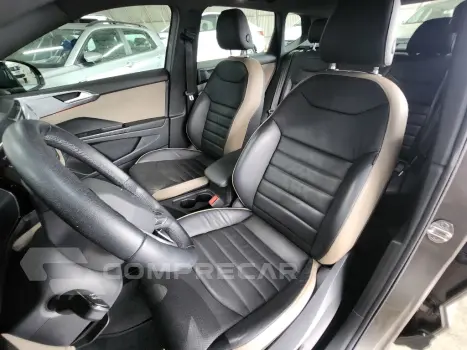 TAOS 1.4 250 TSI TOTAL FLEX HIGHLINE AUTOMÁTICO