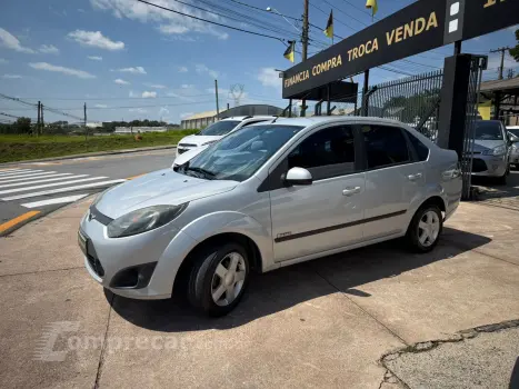 FIESTA 1.6 MPI Class Sedan 8V