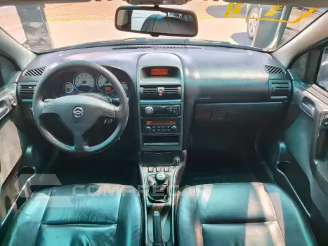 Astra Advantage 2.0 MPFI 8V FlexPower 5p