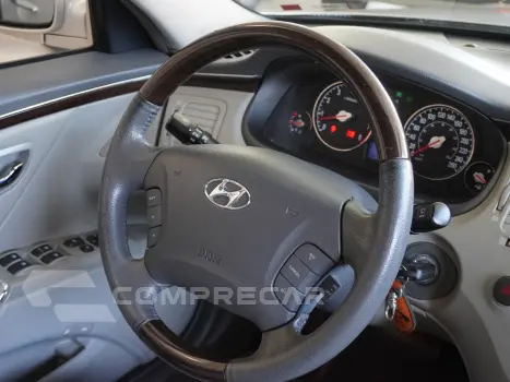AZERA 3.3 MPFI GLS SEDAN V6 24V GASOLINA 4P AUTOMÁTICO