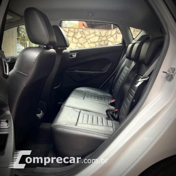 FIESTA 1.6 Titanium Hatch 16V