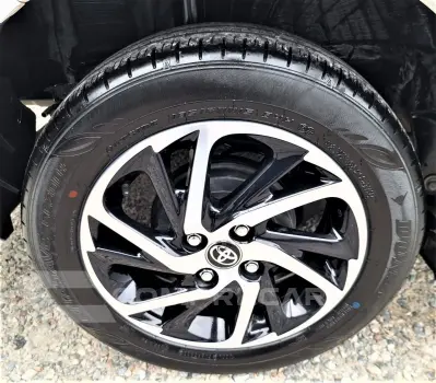 Yaris Sedan 1.5 16V 4P FLEX XLS CONNECT MULTIDRIVE AUTOMÁTIC