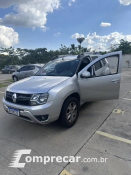Renault DUSTER 2.0 16V Dynamique 4 portas