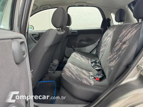 CORSA 1.8 MPFI Maxx 8V