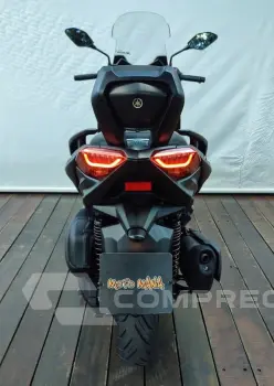 YAMAHA XMAX ABS