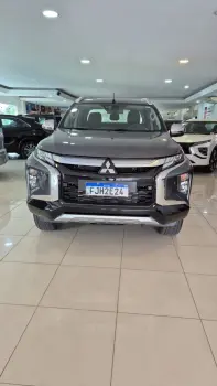 L200 TRITON 2.4 16V Turbo Sport Hpe-s CD 4X4