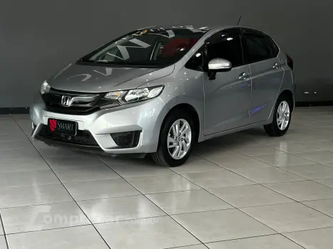 Honda Fit 1.5 16v LX CVT (Flex) 4 portas