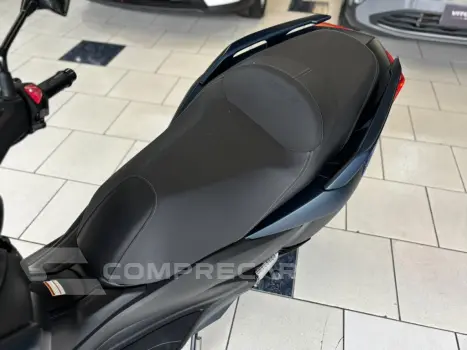 XMAX 250 ABS