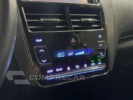 YARIS 1.5 16V FLEX SEDAN XLS CONNECT MULTIDRIVE