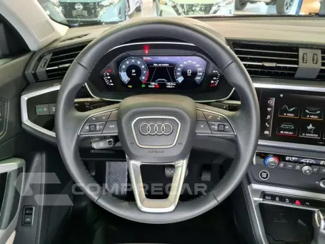 Q3 PERFORMANCE 2.0 TFSI QUATTRO