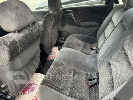 Vectra CD 2.2 16V / 2.0 16V Mec./Aut.