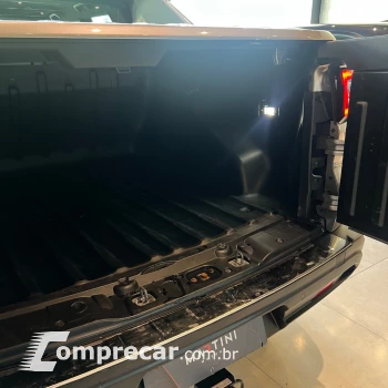 Toro Ultra 2.0 16V 4x4 Diesel Aut.
