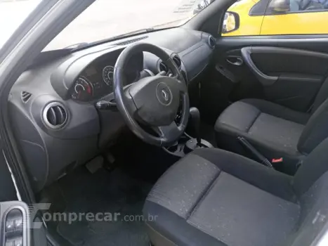 LOGAN - 1.6 EXPRESSION 16V 4P AUTOMÁTICO