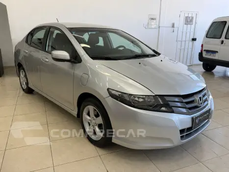 CITY Sedan LX 1.5 Flex 16V 4p Aut.
