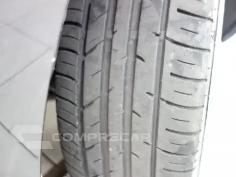 YARIS HATCH - 1.3 16V XL LIVE MANUAL