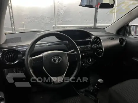 ETIOS SEDAN - 1.5 X SEDAN 16V 4P MANUAL