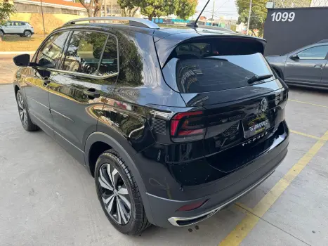 T-Cross 1.4 250 Tsi Total Flex Highline Automático