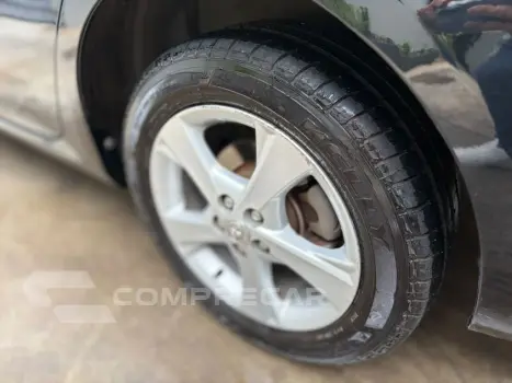 Corolla XEi 2.0 Flex 16V Aut.