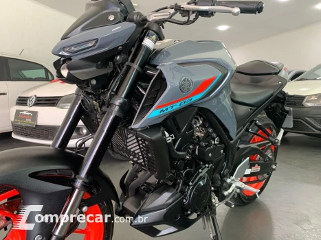 MT-03 ABS STORM FLUO