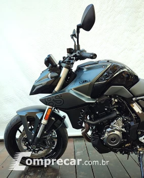 SUZUKI GSX-8S
