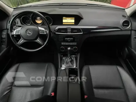 C 180 1.6 CGI CLASSIC 16V TURBO GASOLINA 4P AUTOMÁTICO