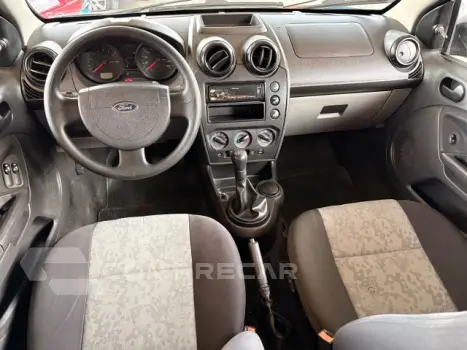 FIESTA SEDAN - 1.0 MPI SEDAN 8V 4P MANUAL