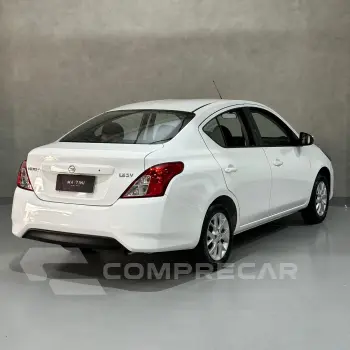 VERSA SV 1.6 16V FlexStart 4p Aut.