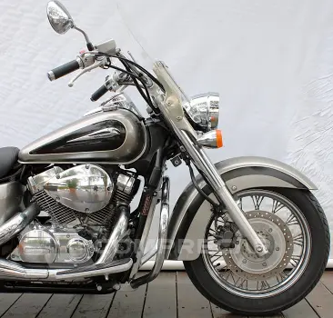 HONDA SHADOW 750