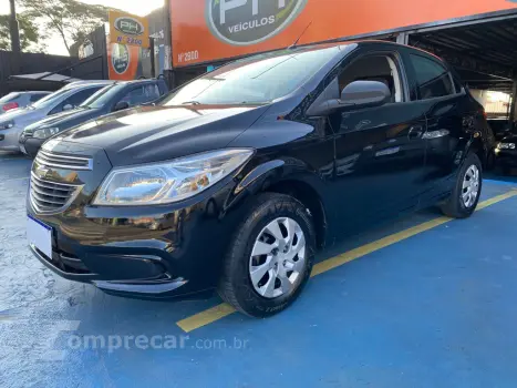 CHEVROLET Onix 4 portas