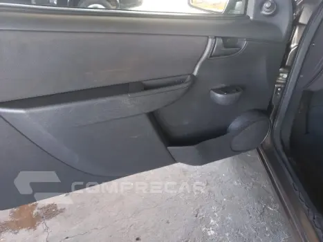 CELTA 1.0 MPFI LS 8V