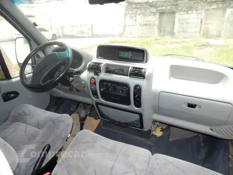 MASTER 2.5 DCI Minibus L3h2 16 Lugares 16V