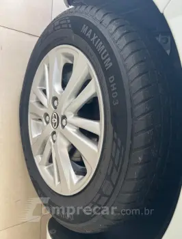 YARIS 1.5 16V Sedan XL