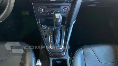 FORD FOCUS 2.0 TITANIUM HATCH 16V