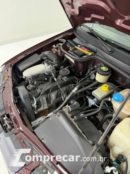 GOL 1.6 MI Power 8V