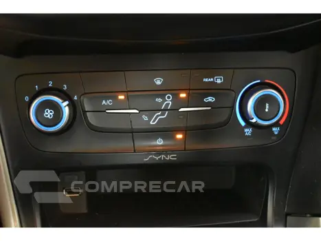 FOCUS 2.0 SE FASTBACK 16V FLEX 4P POWERSHIFT