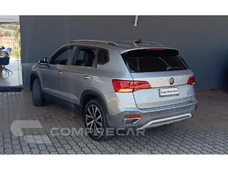 TAOS 1.4 250 TSI TOTAL FLEX HIGHLINE AUTOMÁTICO