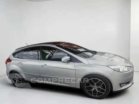 FOCUS 2.0 TITANIUM PLUS SEDAN 16V