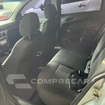 VECTRA 2.0 MPFI Expression 8V