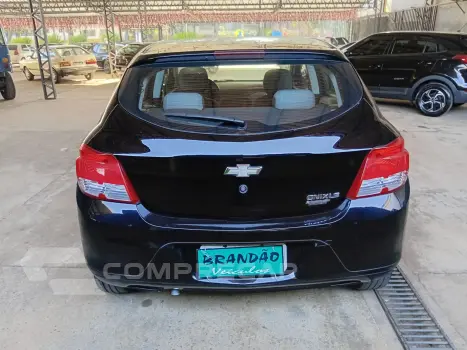 Chevrolet Onix LS